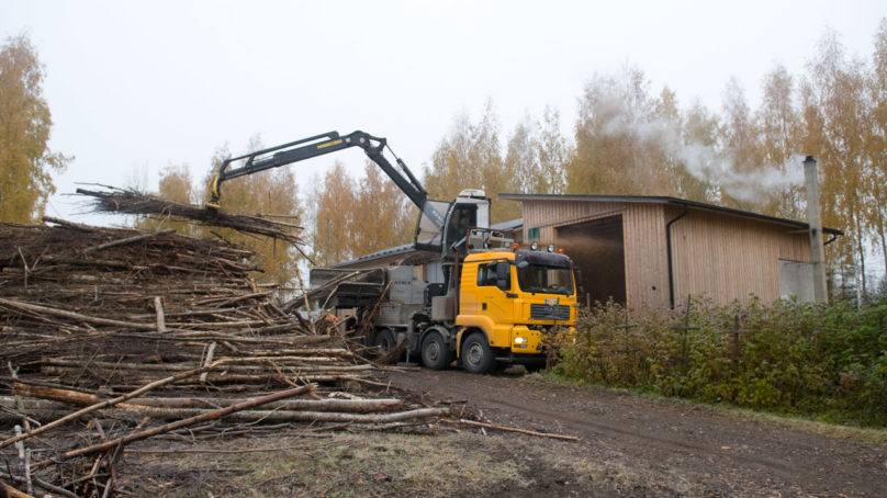 Koneyrittäjä-lehden artikkeli: Työtä ja toimeentuloa bioenergiasta